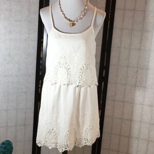 Romeo + Juliet Couture white sundress